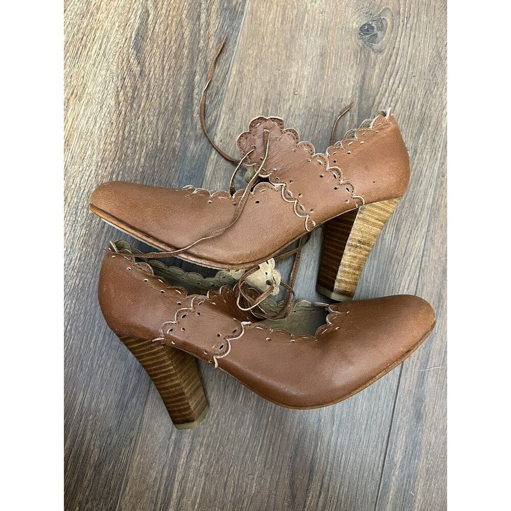 ELF Brown Heeled Oxford Shoes
